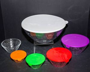 Set of Nesting Bowls  Glass & Plastic with Lids (6 Pieces Total)