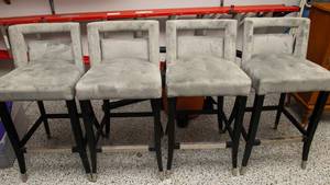 Set of 4 Gray Velvet Barstools  30 Seat Height