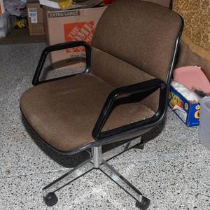 Retro Vintage MCM Charles Pollock Style Swivel Office Chair  All Steel Inc.