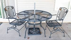 Outdoor Patio Metal Table & 2 Chairs Set  48 Diameter