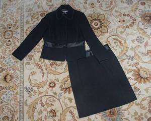Ann Taylor Wool Jacket & Skirt Set  Size 12 Jacket  Size 14 Skirt