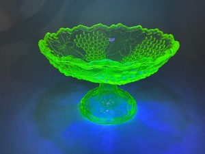 McKee Barberry Compote Vaseline Uranium Glass