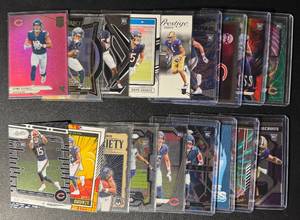 Rome Odunze 18-Card Chicago Bears Rookie Football Card Lot