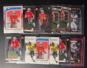 Bucky Irving 12-Card Tampa Bay Buccaneers Rookie Football Card Lot