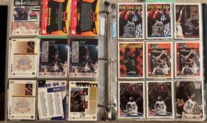 60 Shaquille ONeal Basketball Card Lot