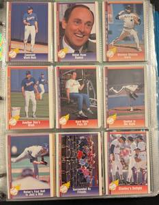35 Nolan Ryan Baseball Card Lot