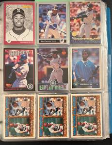 45 Ken Griffey Jr. Baseball Card Lot