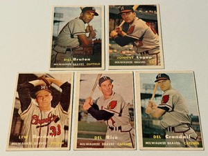 1957 Topps Milwaukee Braves 5 Card Vintage Baseball Lot