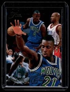 Kevin Garnett RC 1995-96 Fleir #206 Rookie Minnesota Timberwolves Basketball Card