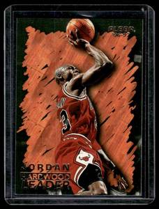 Michael Jordan 1996-97 Fleer Hardwood Leader #123 Basketball Card