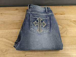 Blue Jeans Womens Size XL - Brand New