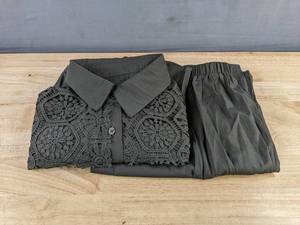 Pant Suit with Lace Top & Elastic Waist Pants - Dark Gray - Womens Size XL - Brand New