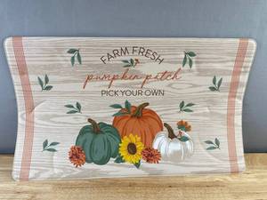Perfect Harvest Kitchen Mat - Pumpkin Patch Design - 17 x 28.5 - Brand New