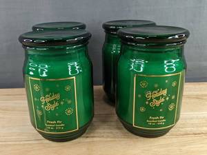 4 Holiday Style Fresh Fir Scented 18 oz Candles - Brand New