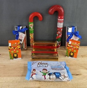 Hersheys Kisses, Reeses Pieces & Warheads Holiday Candy Gift Set - Brand New