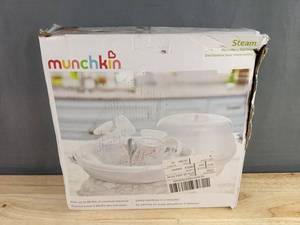 Munchkin Steam Microwave Sterilizer - New&nbspA