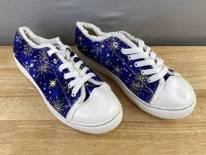 Star Print Lace-Up Fleece-Lined Sneakers - Womens Size 10