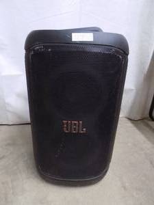 JBL Party Box 520 No Cords / Handle Has Damage