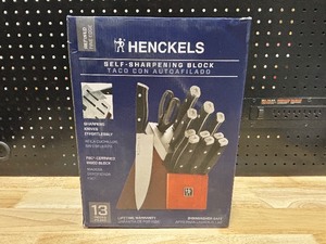 13 Piece Henckels Self Sharpening Block Knife Set