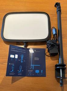LL - Elgato Key Light - LED Desk Panel with Stand & Power Adapter (Model 20GAK9901)
