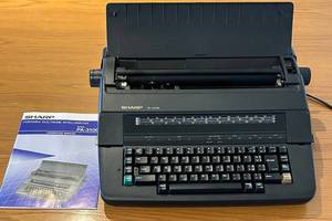 LL - Sharp PA-3100II Portable Electronic Typewriter