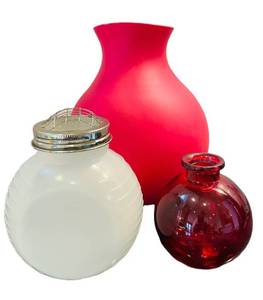 LR - Vases - Pink Flexible Silicone, White Ribbed Glass, Red Bulb (Lot of 3)