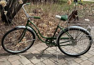 G - Schwinn Hollywood Green Vintage Cruiser Bicycle - 1960s-70s