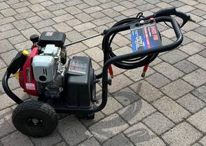 G - Excell EXHA2425 2400 PSI Pressure Washer - Honda 5.0 HP, 2.5 GPM Portable