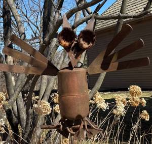 FY - Patina Metal Owl Garden Sculpture on Stake - Outdoor Yard Art by Yard Birds