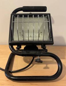 LL - Portable Shop Light with Wire Guard on Adjustable U-Frame Stand