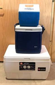 S - Igloo Cooler Lot Little Playmate Cooler, Blue Mid-Size Igloo, and Marine 52-Qt Cooler