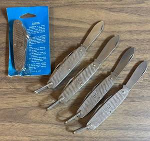 LL - Five Camillus Knives