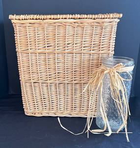 LR - Delightful Basket with Vase