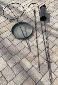G - Garden Yard Decor Set with Shepherds Hook, Bird Feeder & Bird Bath Dish