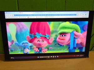 Hisense 40 Class FHD (1080P) Roku Smart LED TV (40H4030F)