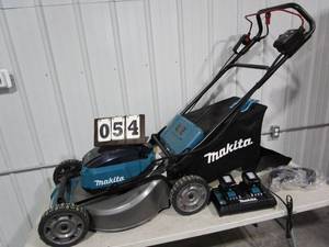 Makita 21 Lawn Mower - XML08