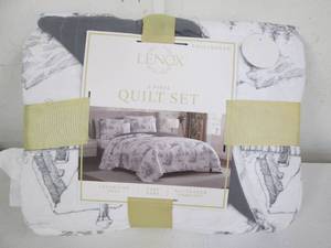 Lenox 3 Piece quilt set...