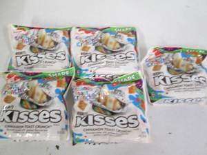 Cinnamon Toast Crunch kissed dated ...