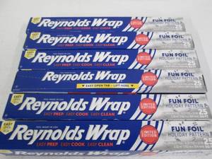 6 Rolls of Reynolds aluminum foil...