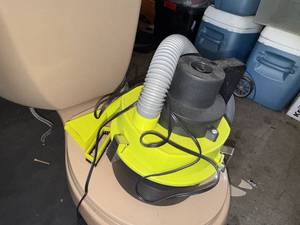 Unbranded 12V Portable Car Vacuum Wet Dry Cleaner w Hose Attachments