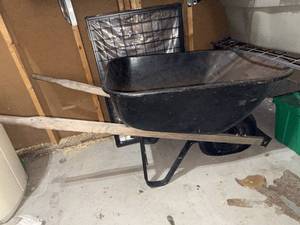 Single Wheel Wheelbarrow Black Steel Tray Wood Handles Good Condition
