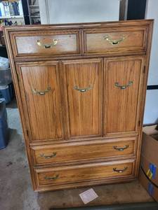Oak dresser 38 X 18 X 56 in