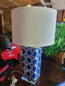 Decorative Blue Geometric Table Lamp With Shade