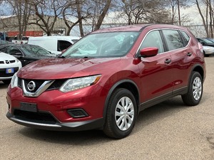 2016 NISSAN ROGUE S All Wheel Drive  No Accidents Reported  2 Owner (NO RESERVE)