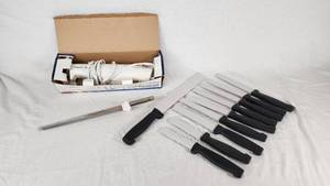 Proctor-Silex Electric Knife and Knife Set
