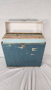 Vintage Childrens Record Collection in Case