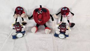 The California Raisins Figurines and Plush Toys