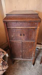 Columbia Grafonola Phonograph Cabinet - Needs Repair