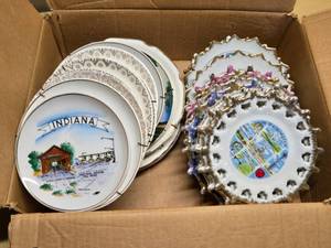 Collector State Souvenir Plates from Indiana, South Dakota, Washington, and California