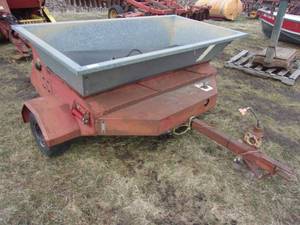 Olathe Model 23 Topsoil Dresser (Unknown Condition)
